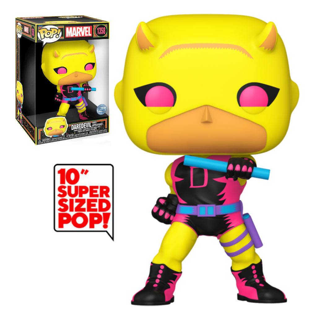 FUNKO POP JUMBO MARVEL COMICS DAREDEVIL FIRST APPEARANCE 1358 (BLKLT)