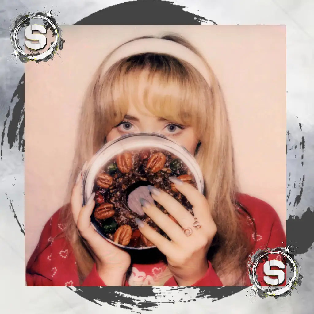 SABRINA CARPENTER / FRUITCAKE
