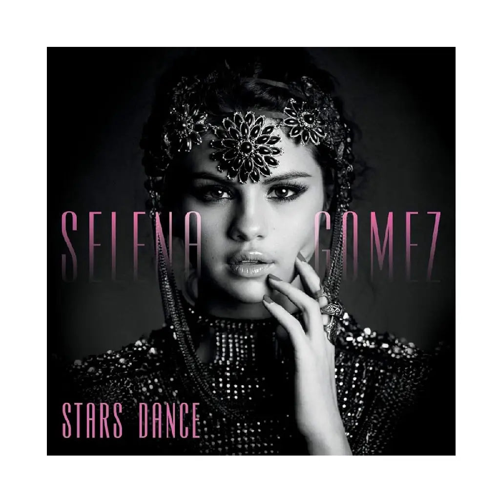 SELENA GOMEZ / STARS DANCE
